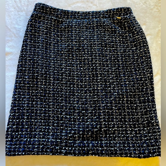 DKNY//Women's Metallic Tweed Straight, Pencil Skirt//Sz 12 - Picture 3 of 11